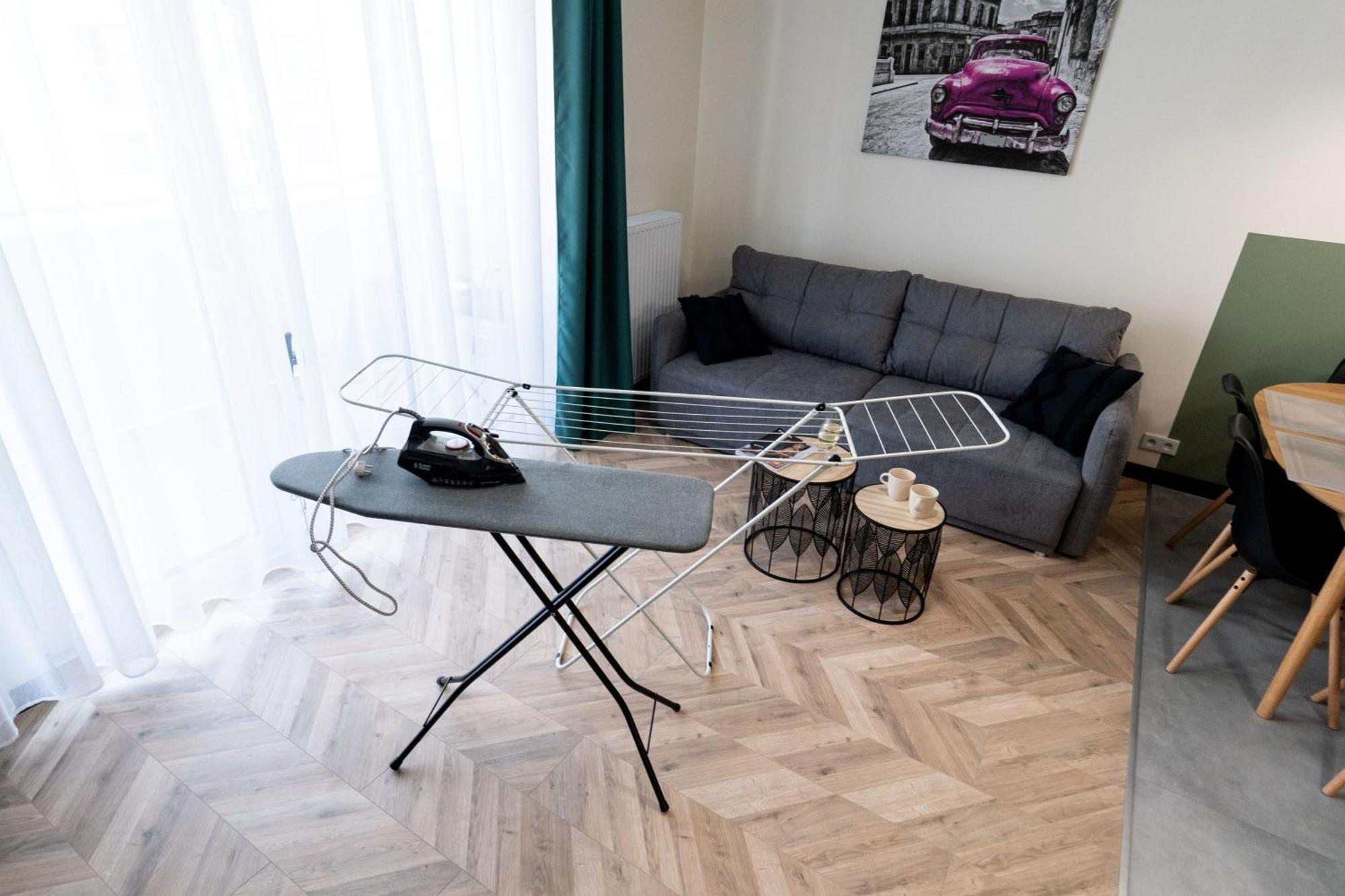 Saska Park Apartments Краків Екстер'єр фото
